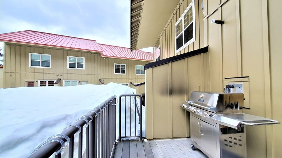 Balcony with BBQ