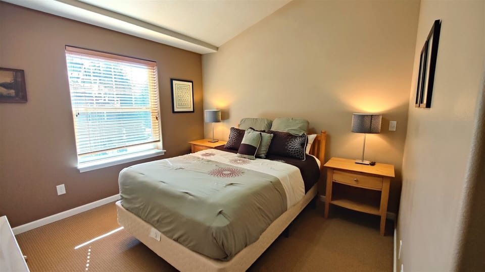 Guest Bedroom with Queen Bed