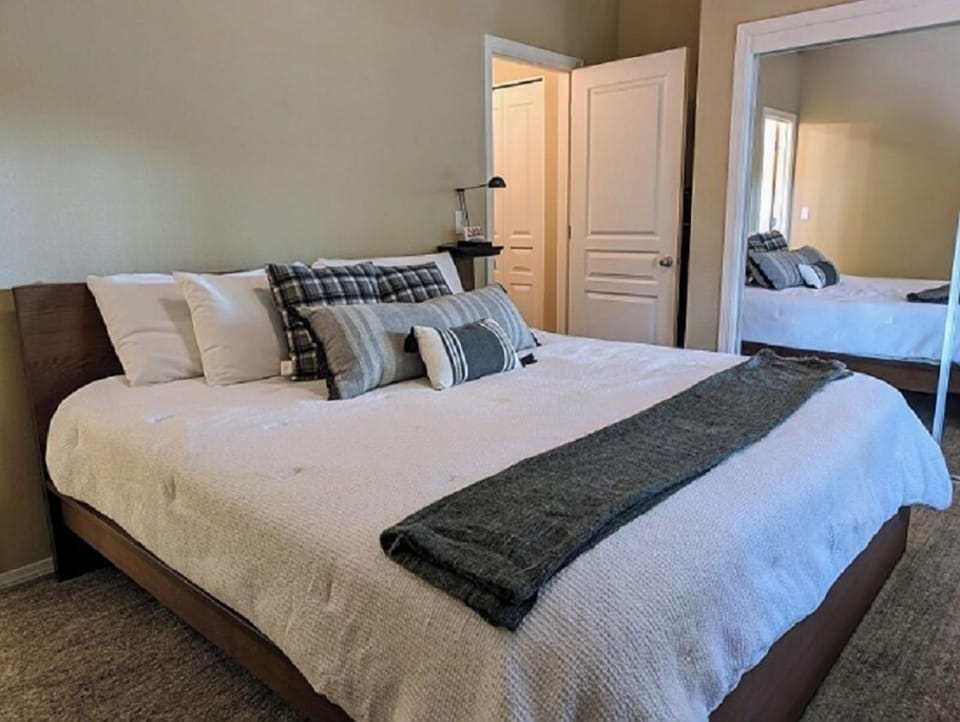King-size bed in Master bedroom on 3rd floor.
