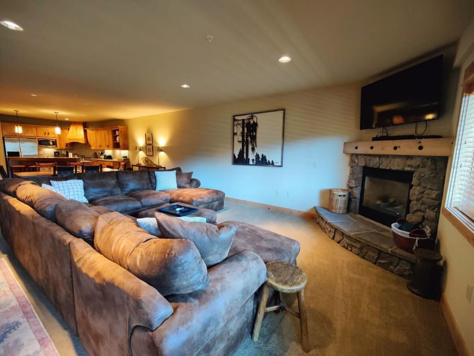 View from Living Room to Kitchen