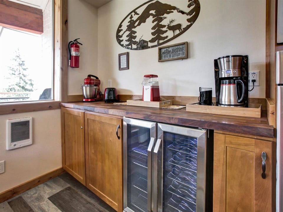 Wine Refrigerator and Appliances