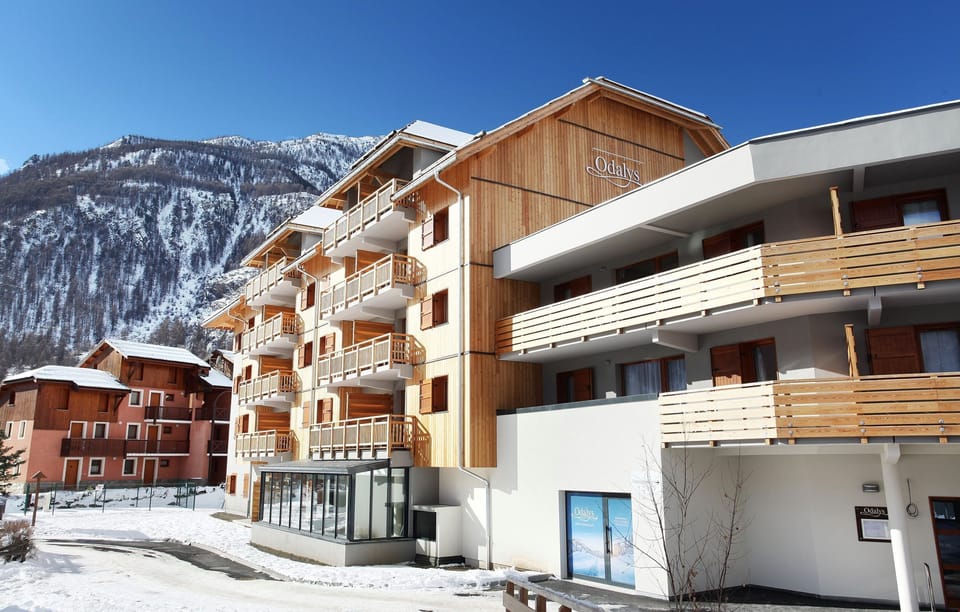 The residence is located in Serre Chevalier, a ski resort that offers one of the largest skiing areas in Europe