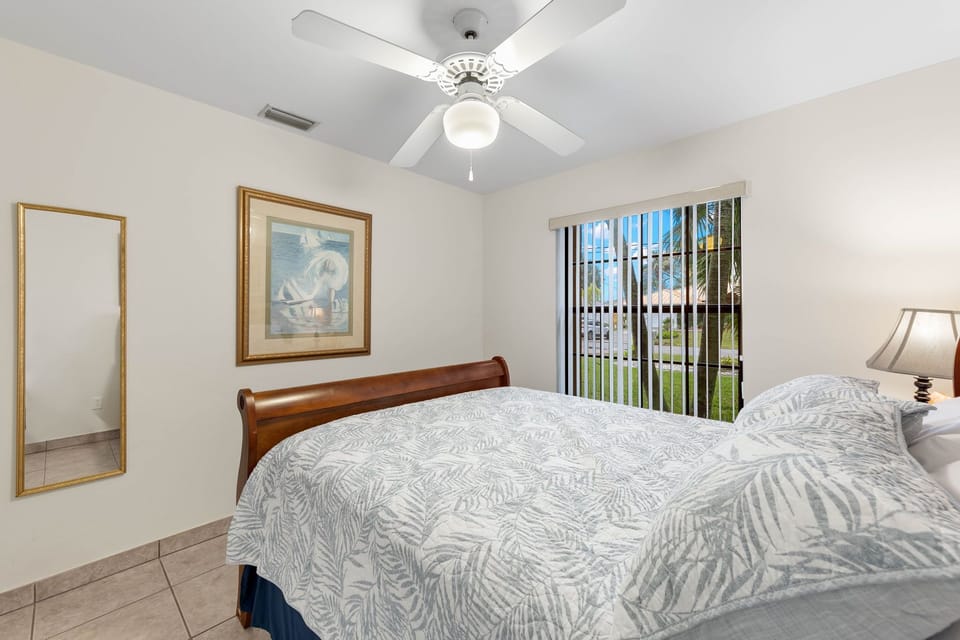 Guest bedroom #2 has a Queen bed