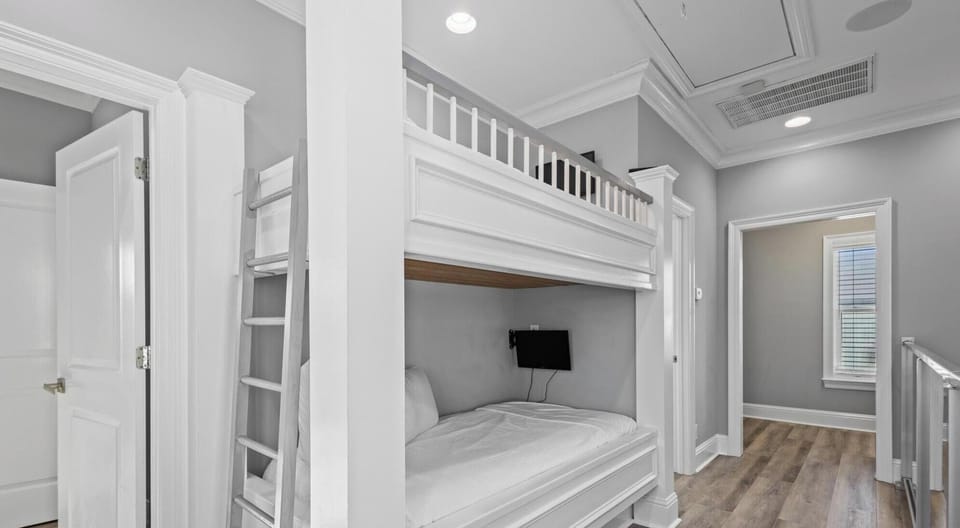 Hallway Twin Bunks