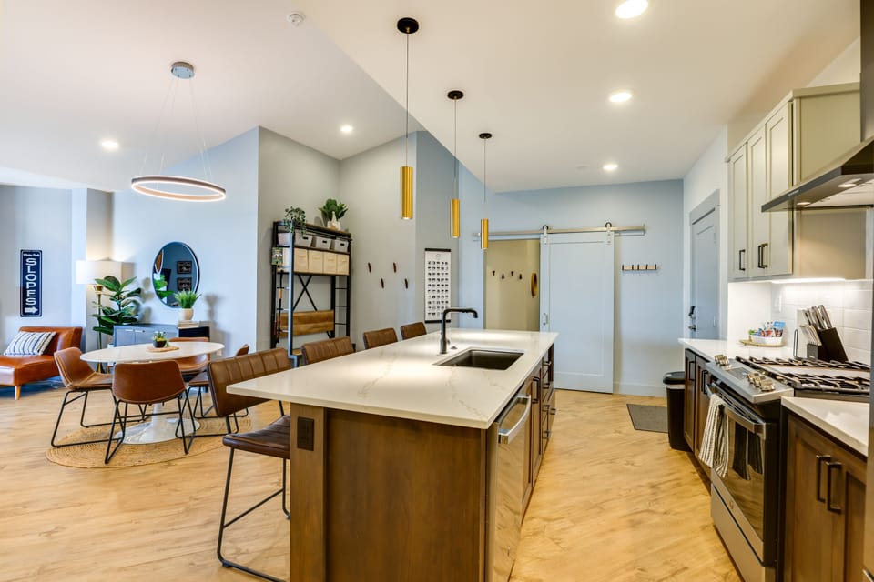 Apartment (1 Bedroom) | Interior