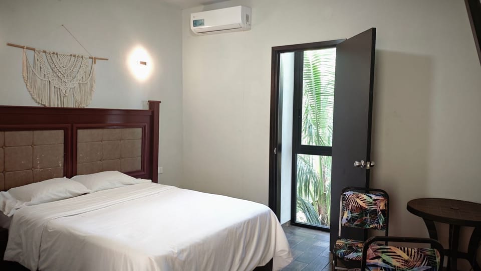 Standard Double Room, 1 Double Bed, Non Smoking, Private Bathroom | Individually decorated, individually furnished, desk, laptop workspace