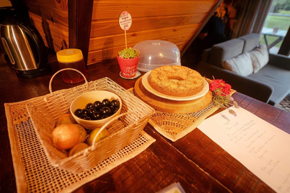 Basic Cabin | Food and drink