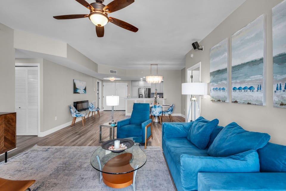 Living room to kitchen view
