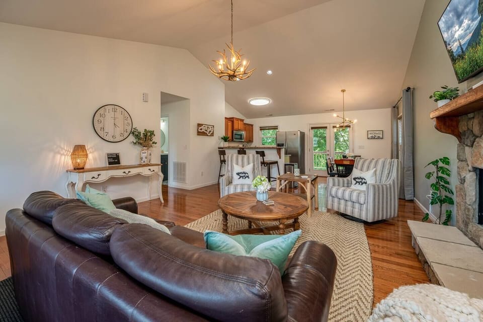Living Room Area 
