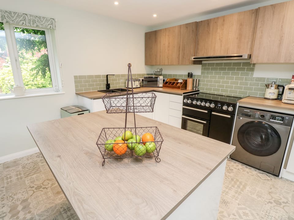 Fridge, dishwasher, electric kettle, toaster