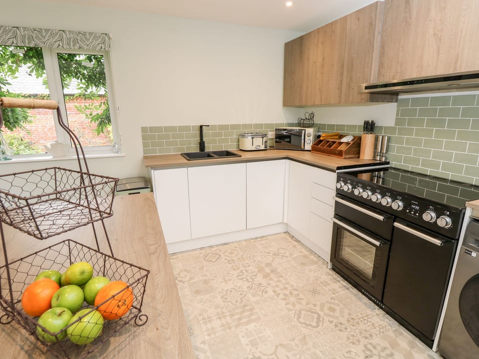 Fridge, dishwasher, electric kettle, toaster