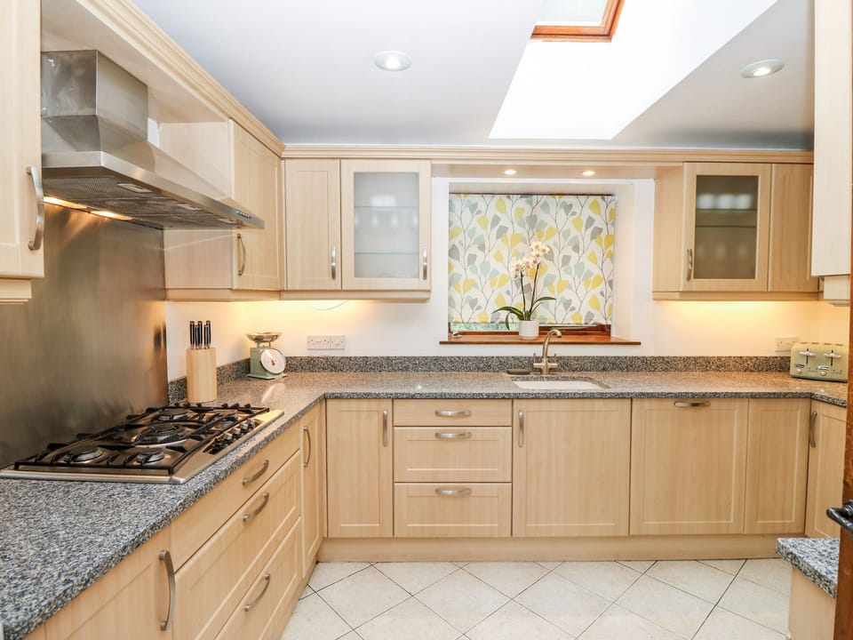Fridge, dishwasher, electric kettle, toaster