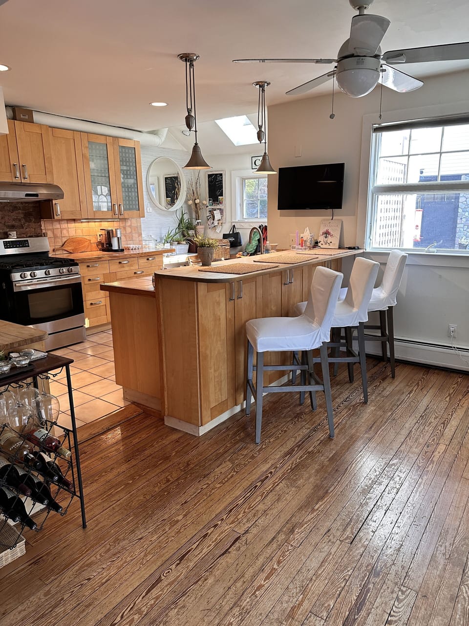 All stainless steel appliances in kitchen.