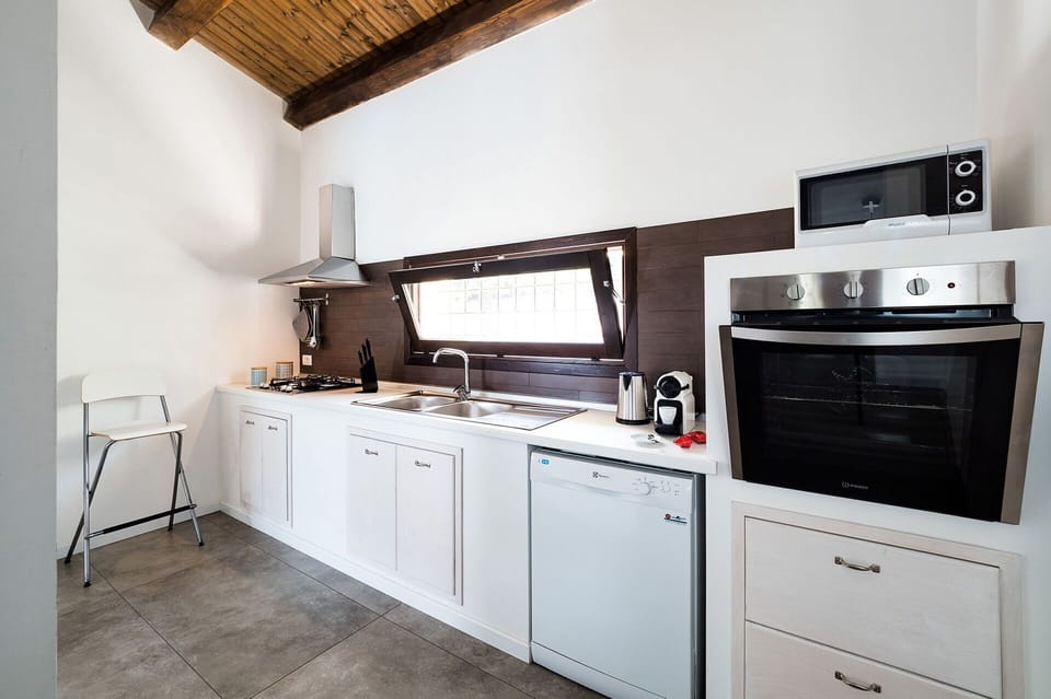 Autumn, Kitchen, Spring, Summer
