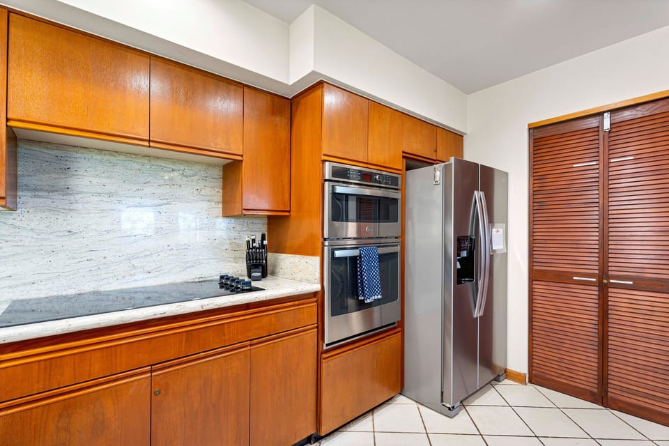 Kitchen is well-equipped, includes top-tier appliances