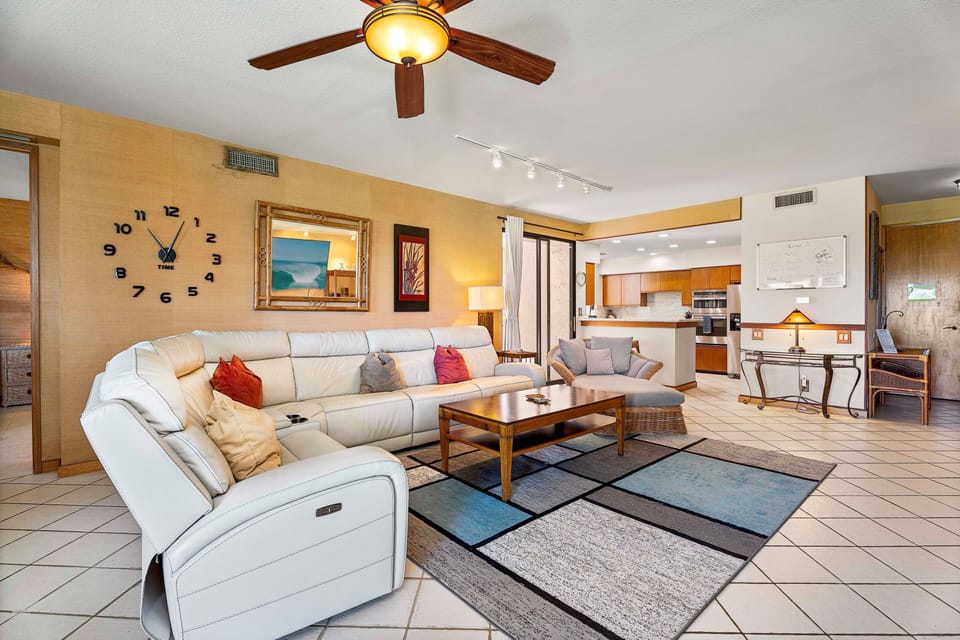 ground floor unit offers 1485 sq ft of living space
