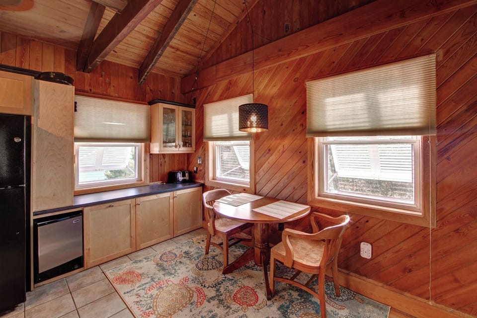 Kitchen on Second Floor (3)