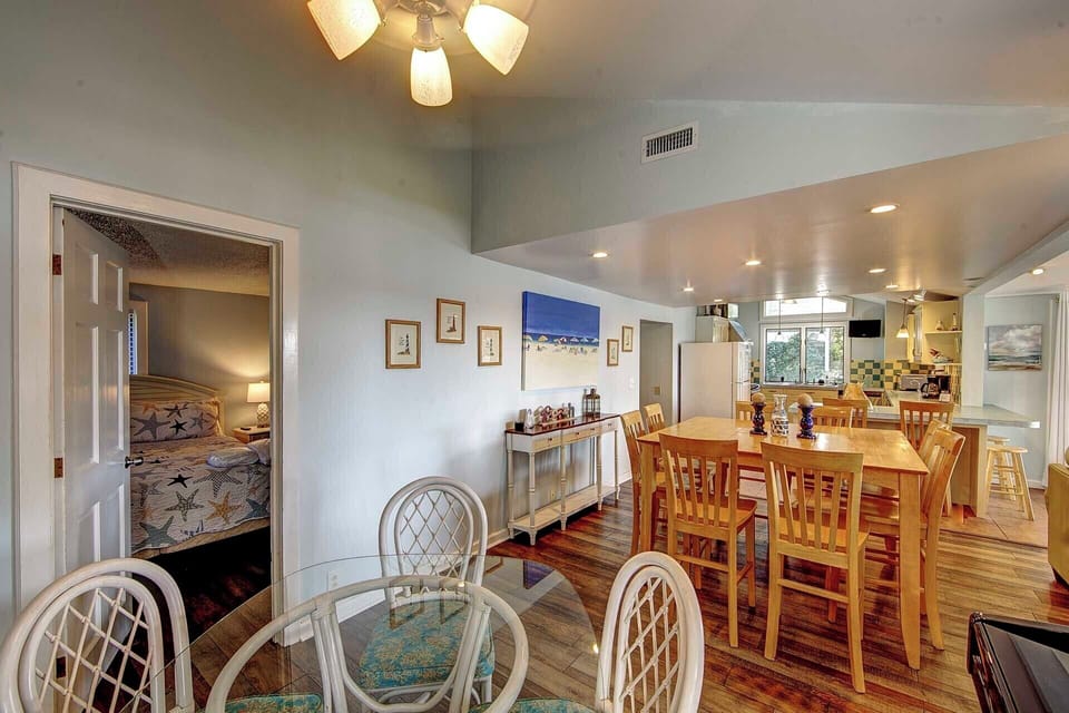 Breakfast Table