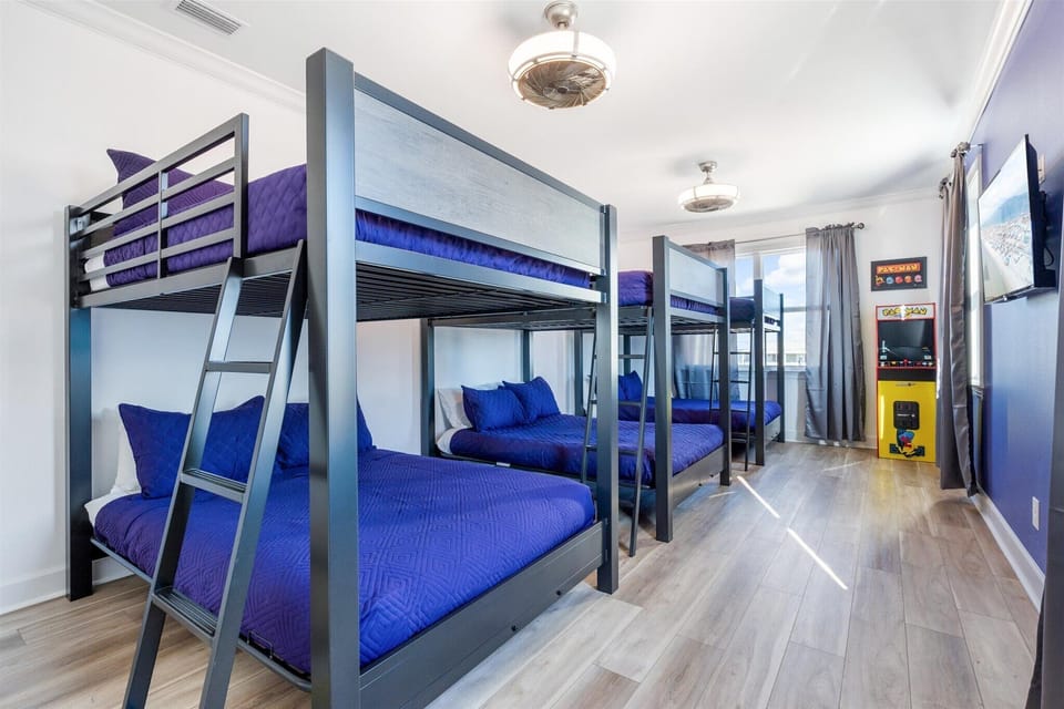 020 NE Triple Full-Bunk Bedroom with Arcade Machine Purple Waves