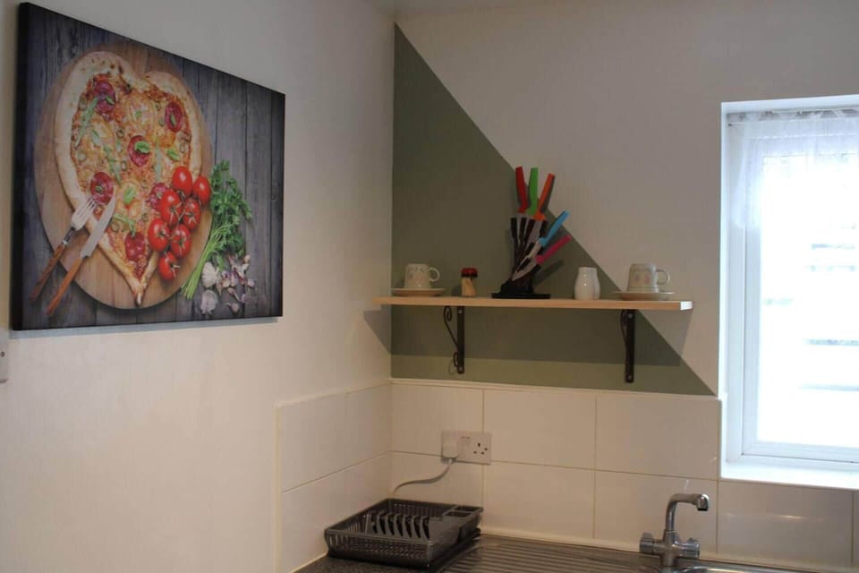 Apartment | Private kitchen | Fridge, microwave, oven, stovetop