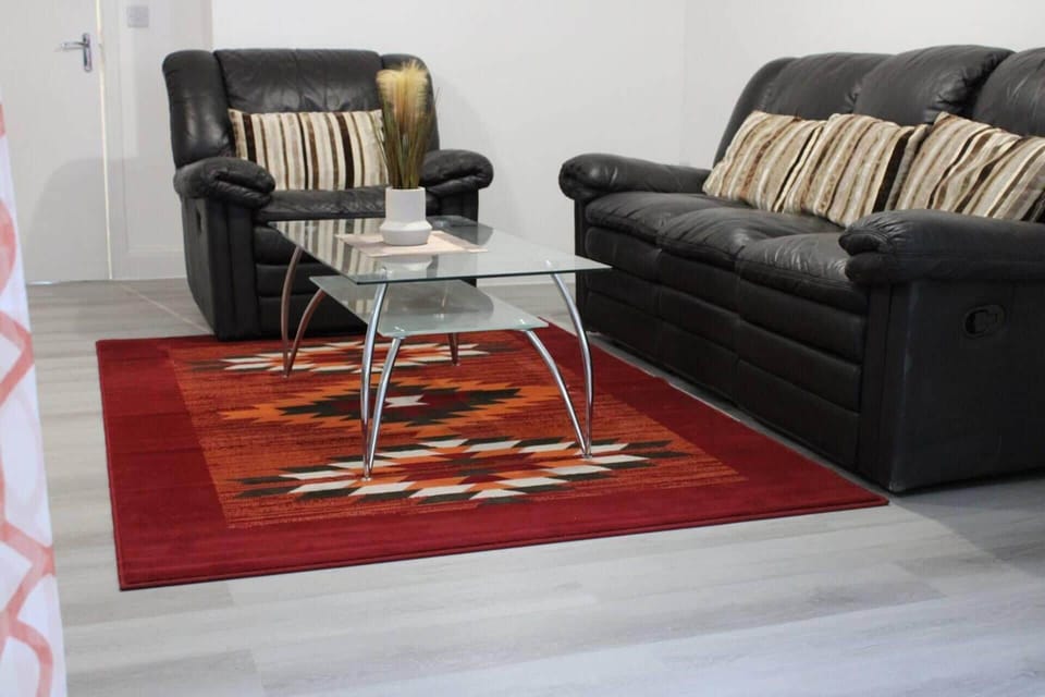 Apartment | Living area | TV