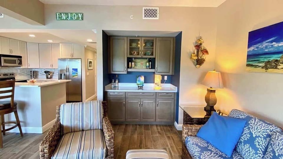 Living Area 3