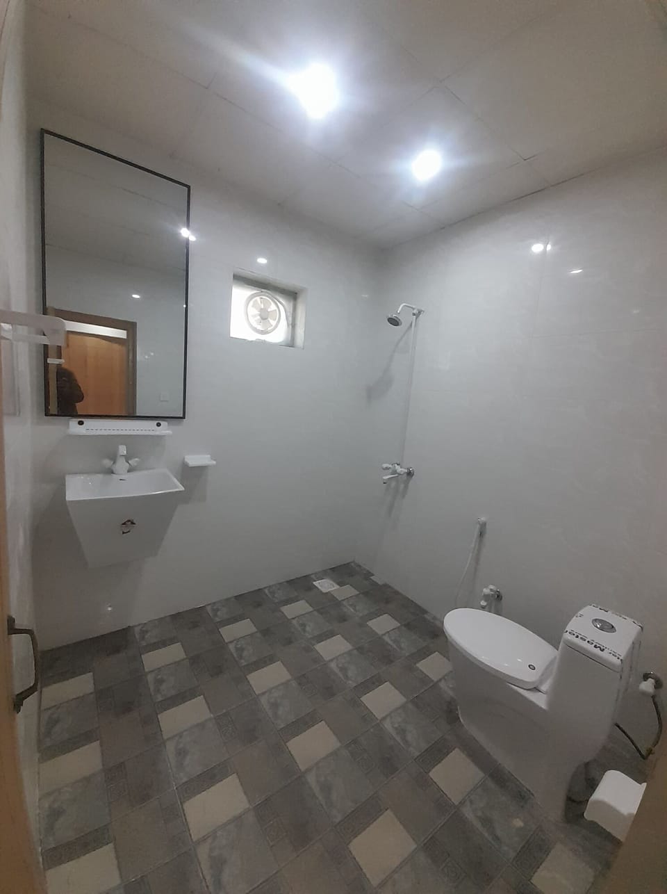 Shower, rainfall showerhead, designer toiletries, hair dryer