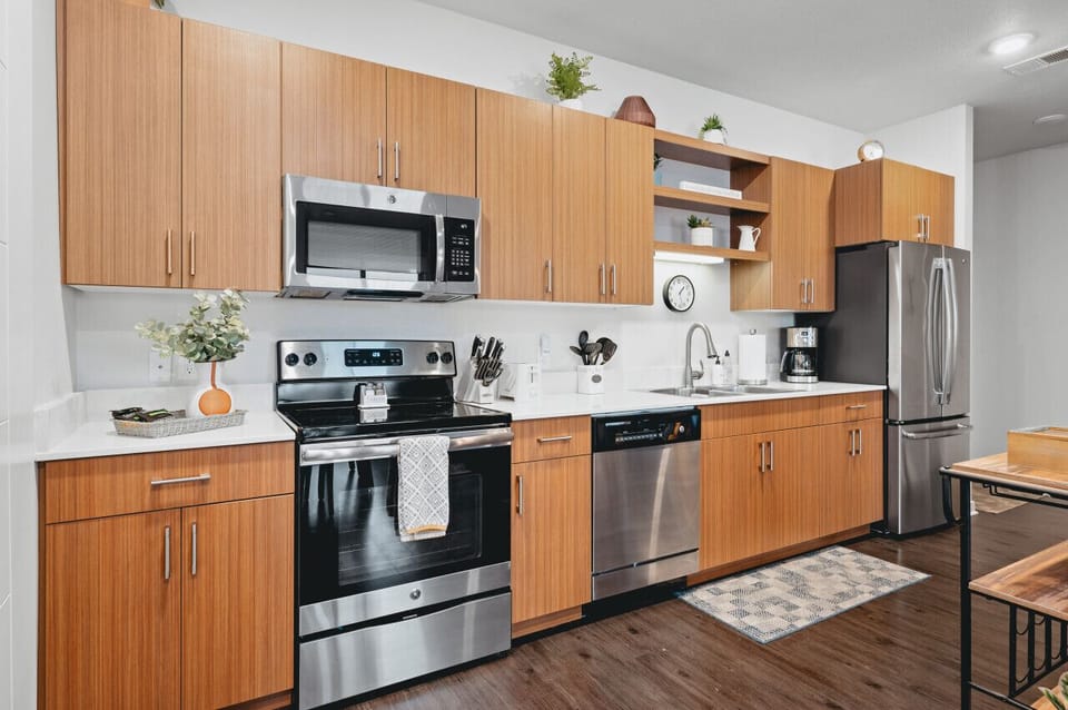 Fully stocked kitchen for gourmet moments 👩‍🍳🍳