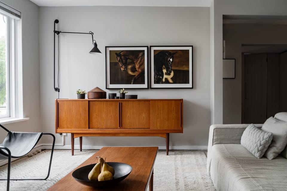 Spacious Livingroom for Family or Friends Gathering
