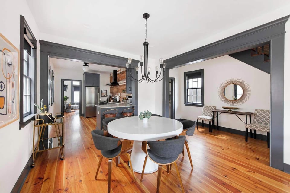 Dining Seating for your group
