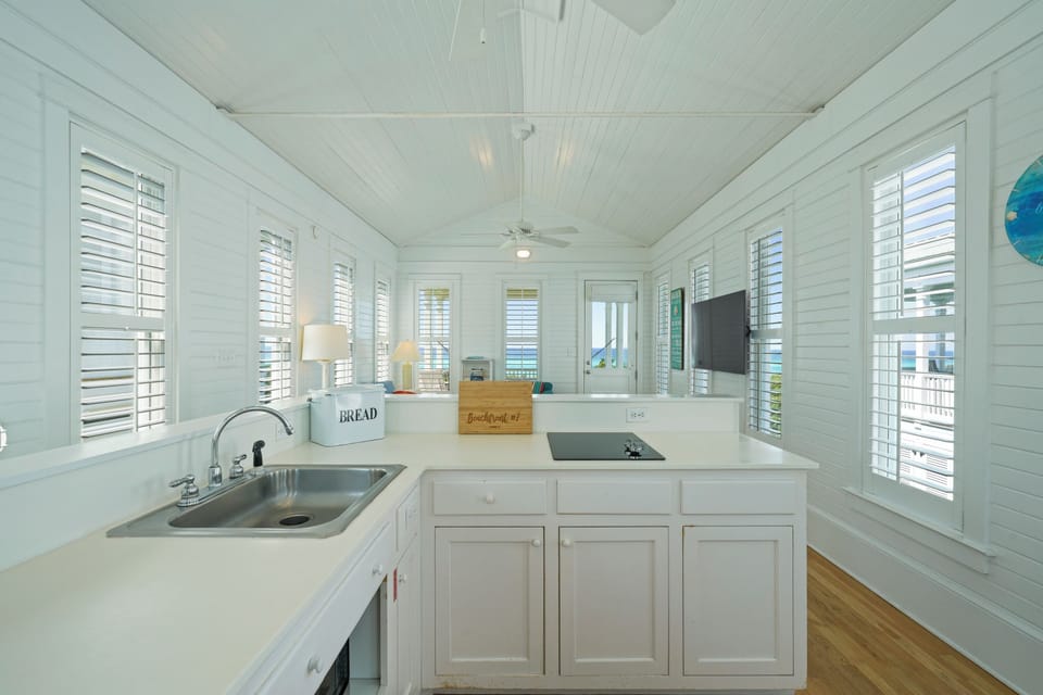 KITCHEN VIEW FACING LIVING AREA, GREAT LEVEL FOR GATHERING