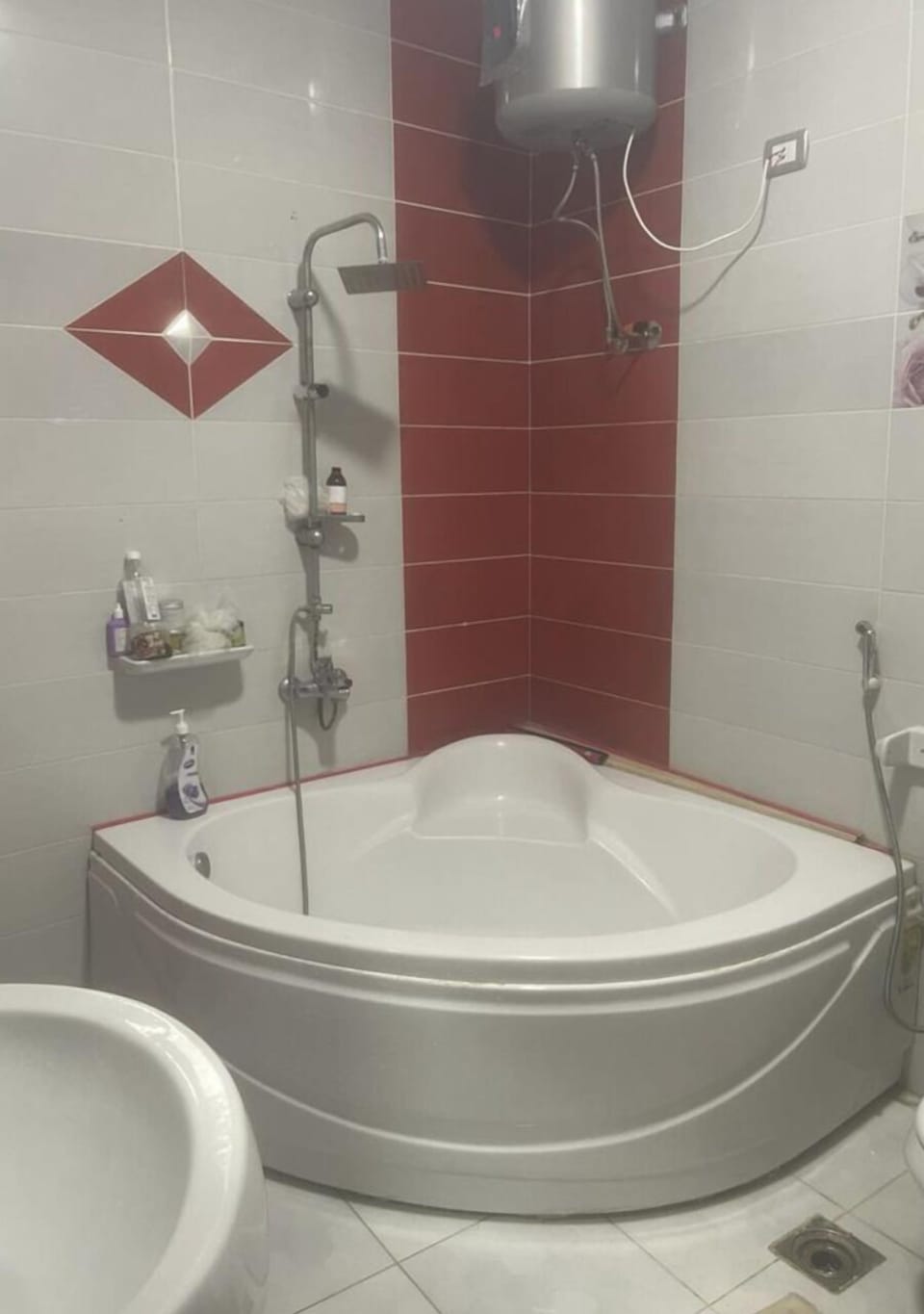 Grand Room | Bathroom | Hair dryer (on request), bathrobes, bidet, towels