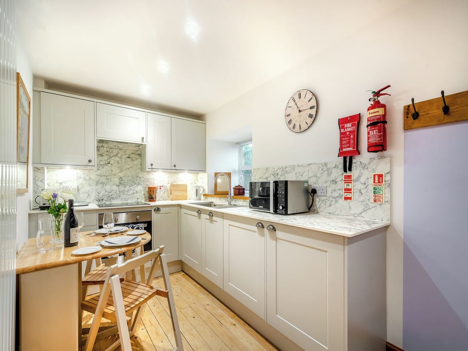 Open plan living space | The Holly Trees- The Holly Tree Cottage - The Holly Trees, Kilmun, near Dunoon