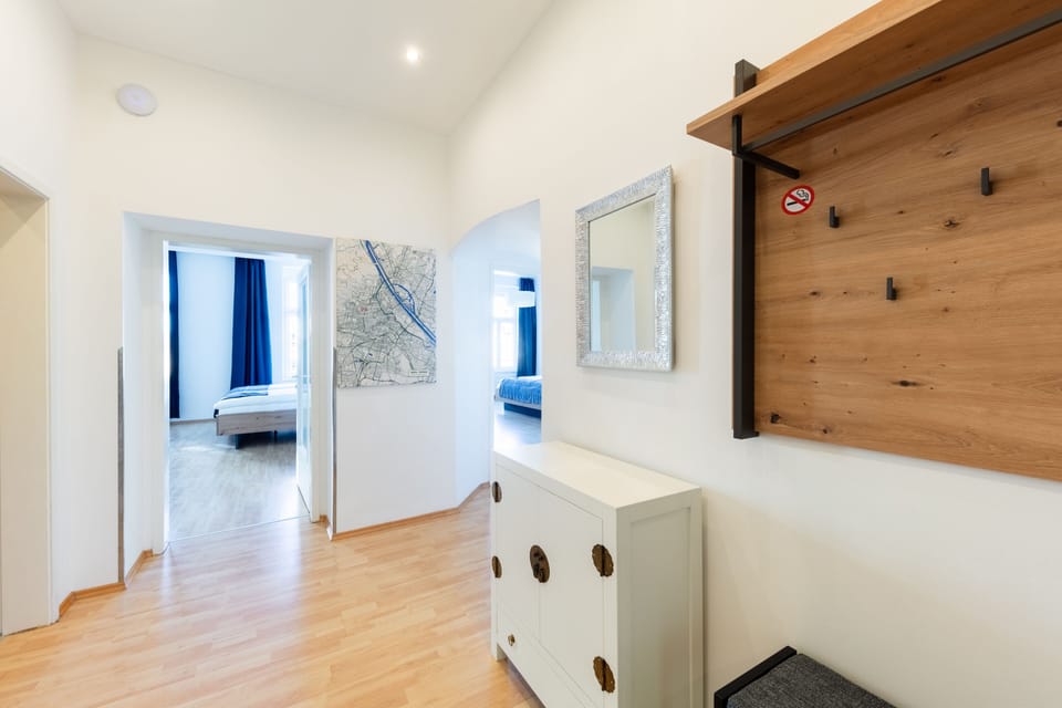 Vorraum / Garderobe