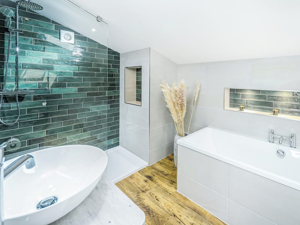 Bathroom | Bellshill Bothy, Bellshill, near Bamburgh