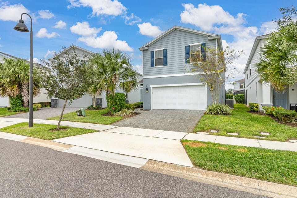 Disney Emerald in Windsor at Westside