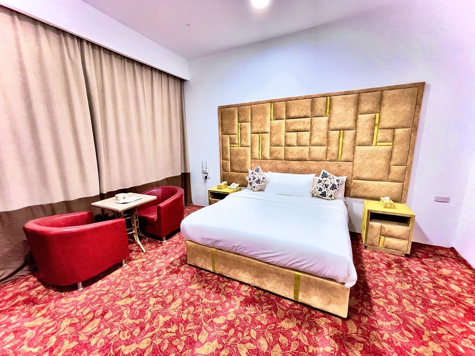 WiFi (free), bed sheets