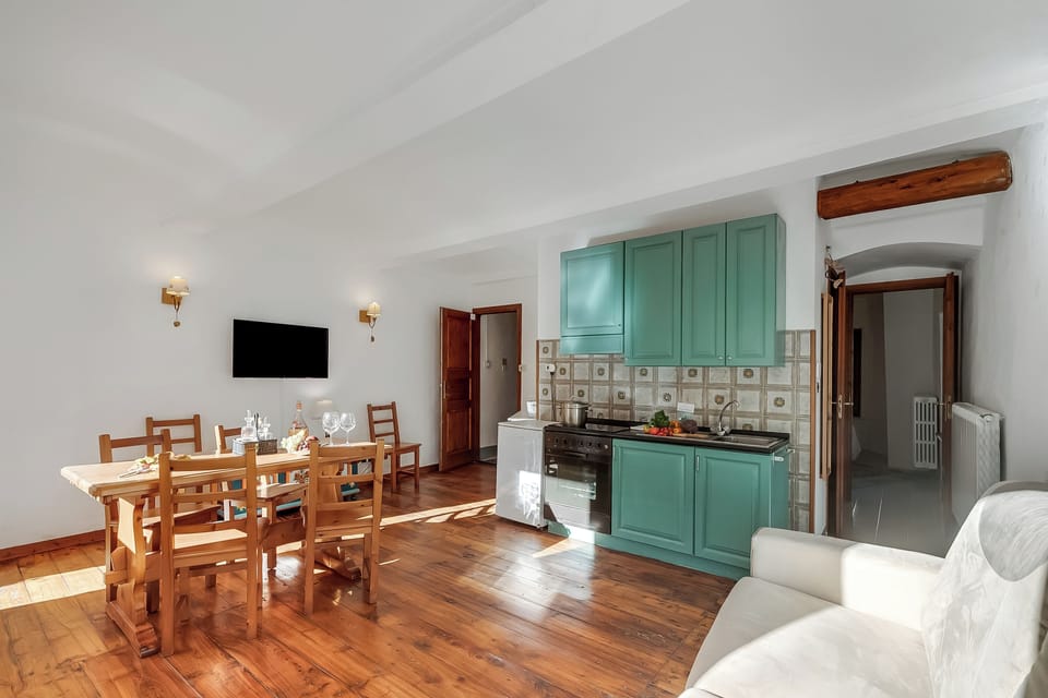 Kitchen and dining area