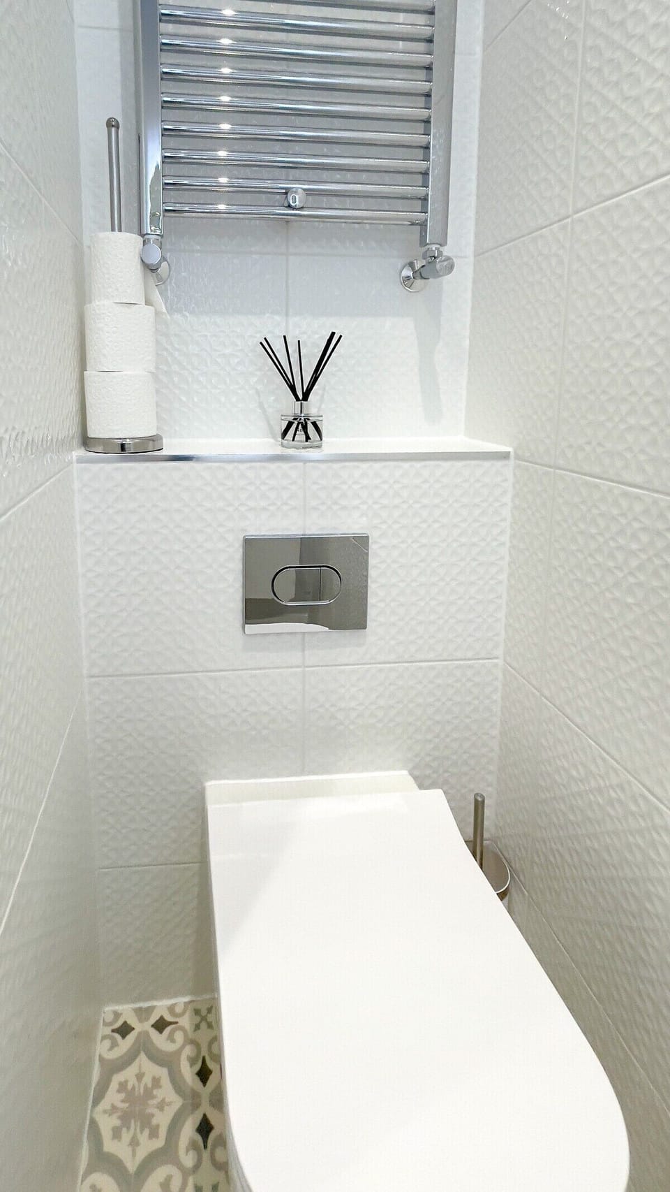 Bathroom, toilet roll and toiletries are also provided