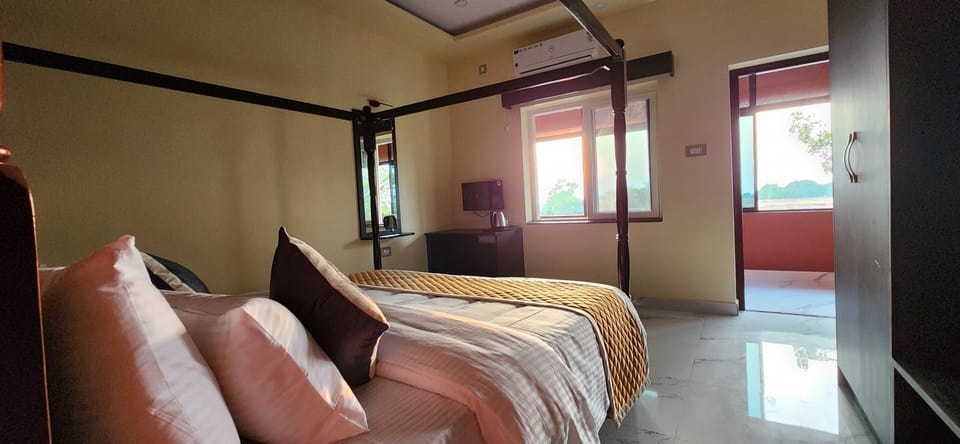 Cottage, Lake View | Free WiFi