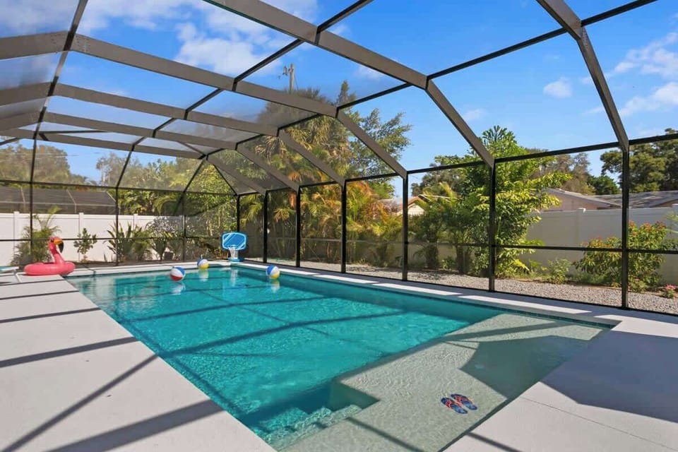 House #1 - Amazing Heated Pool