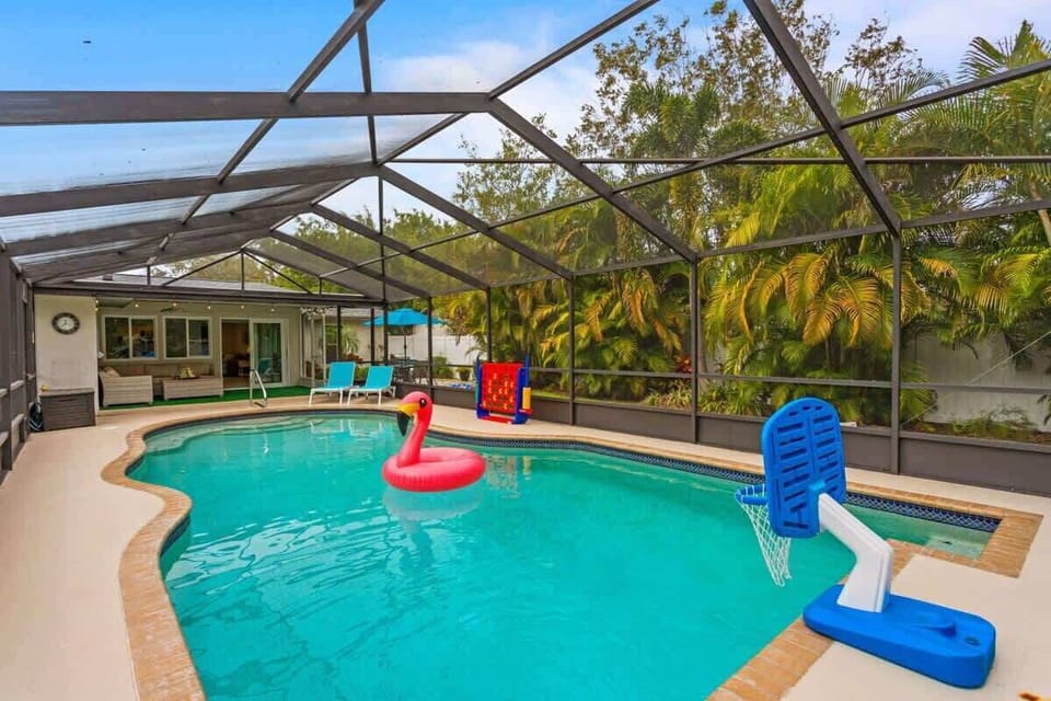 House #2 - Amazing Heated Pool