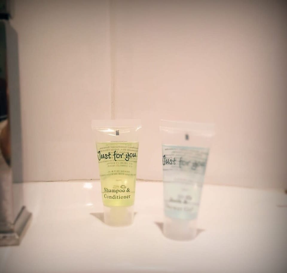 Bathroom amenities