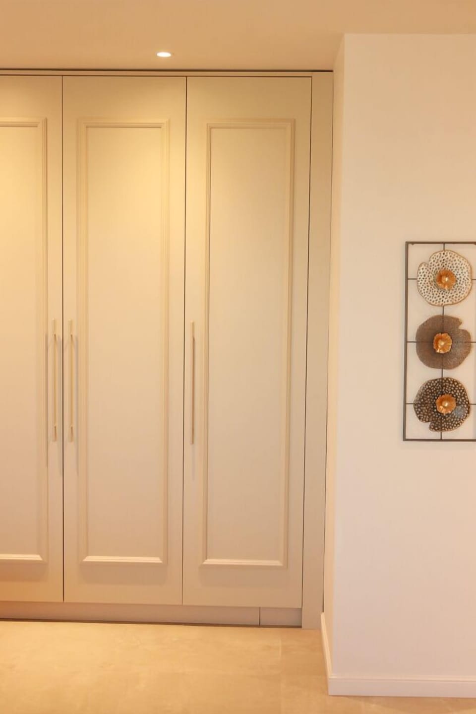 Comfort Apartment | 2 bedrooms, minibar, blackout drapes, iron/ironing board