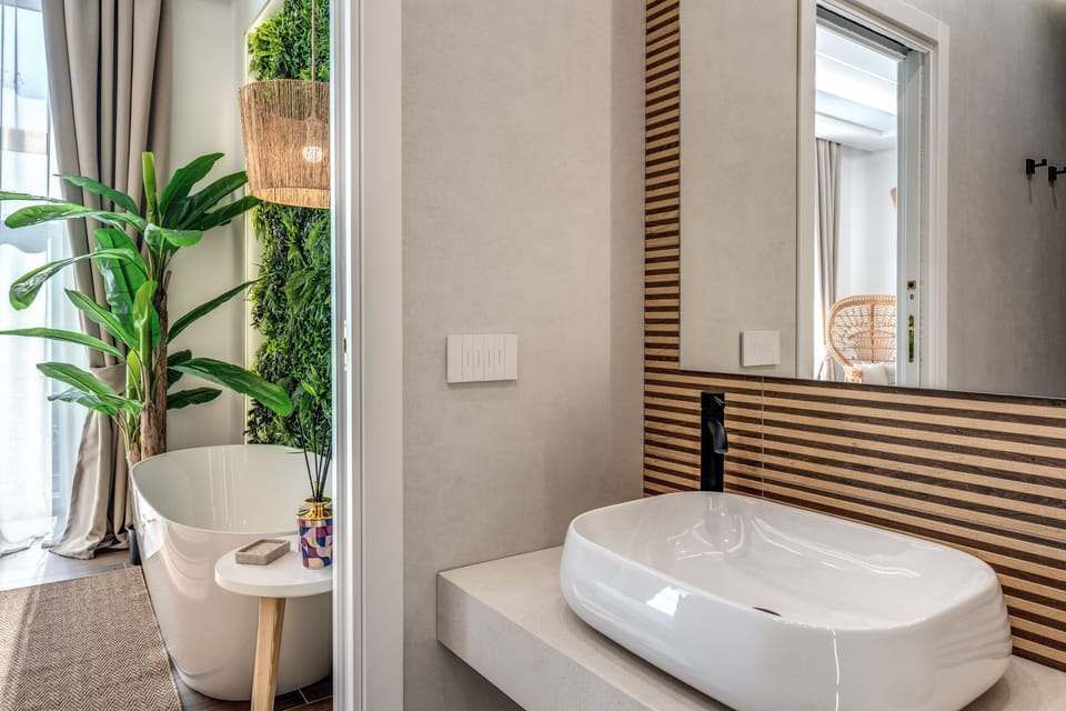 Luxury Room | Soundproofing, free WiFi