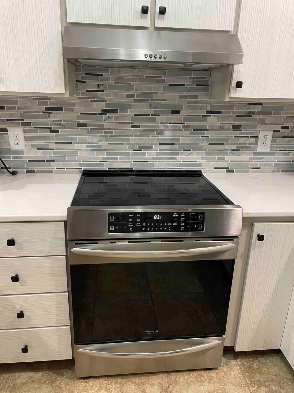Induction range/oven with air fryer and convection. Cooks incredibly fast