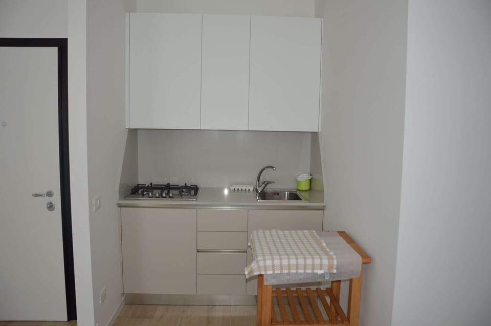 Apartment, 2 Bedrooms, Balcony, City View | Interior