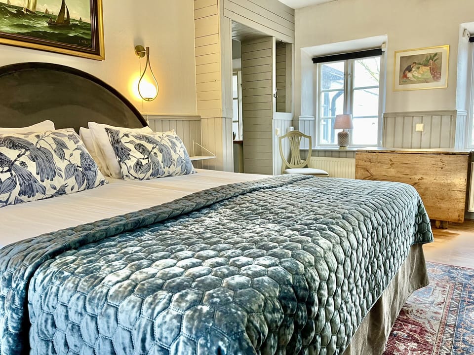 House | Individually decorated, individually furnished, free WiFi, bed sheets