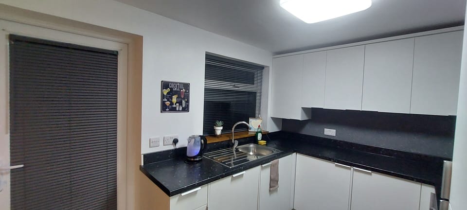 House | Private kitchen | Fridge, oven, stovetop, dishwasher