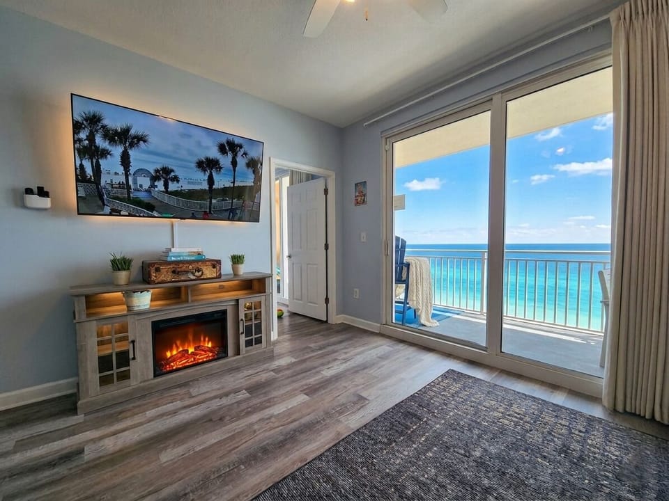 Cozy beachfront living room